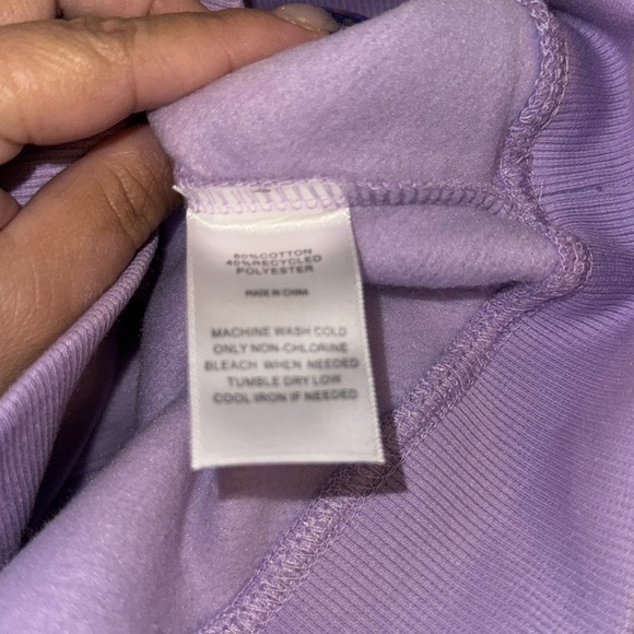 We wander graphic pocket hoodie - Picture 6 of 6